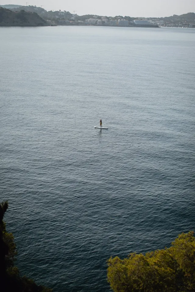 Adrasan'da SUP / paddle board deneyiminden temsili kare